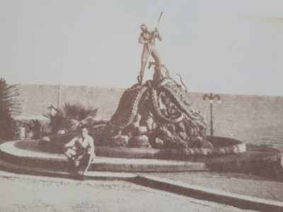 Torre a Mare, la statua del pescatore
